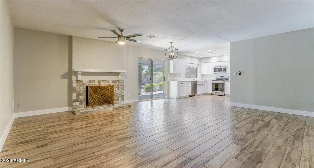 8637 E Camelback Road, Scottsdale, AZ 85251 — photo 15 of 44