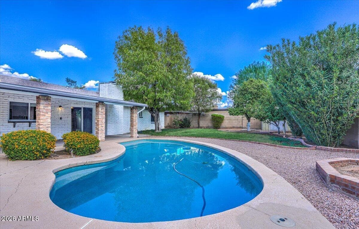 8637 E Camelback Road, Scottsdale, AZ 85251 — photo 40 of 44
