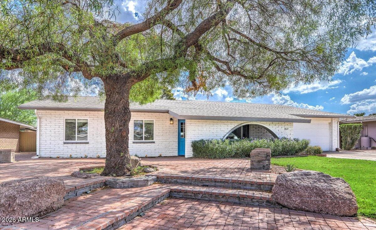8637 E Camelback Road, Scottsdale, AZ 85251 — photo 43 of 44