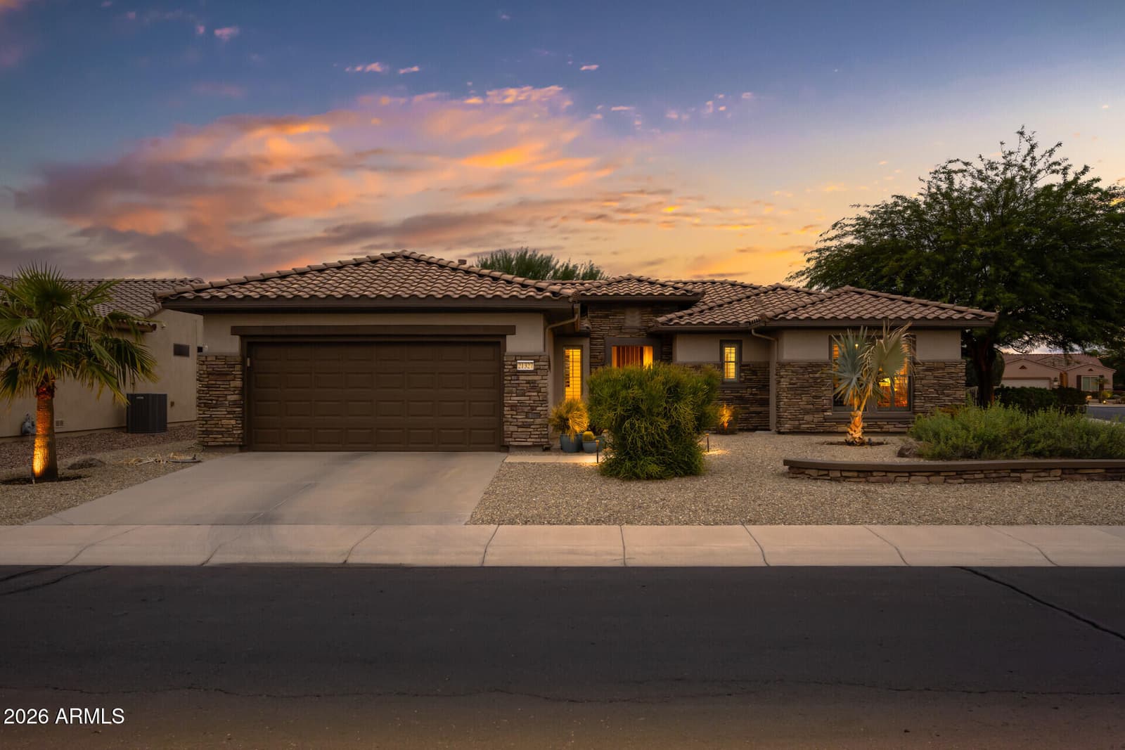 21327 N BLACK BEAR LODGE Drive, Surprise, AZ 85387