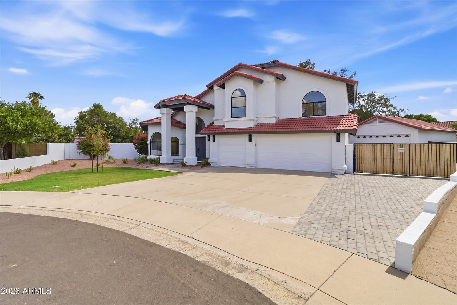 2059 E Glencove Circle, Mesa, AZ 85213 — photo 2 of 47