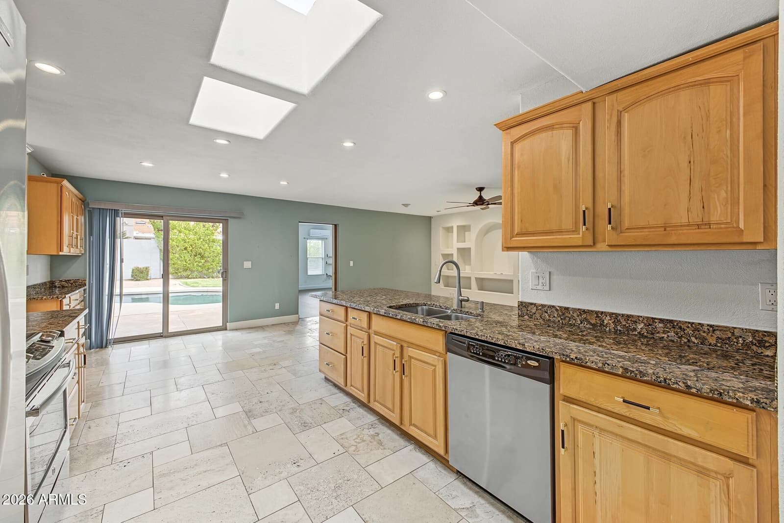 8438 E Mustang Trail, Scottsdale, AZ 85258 — photo 11 of 36