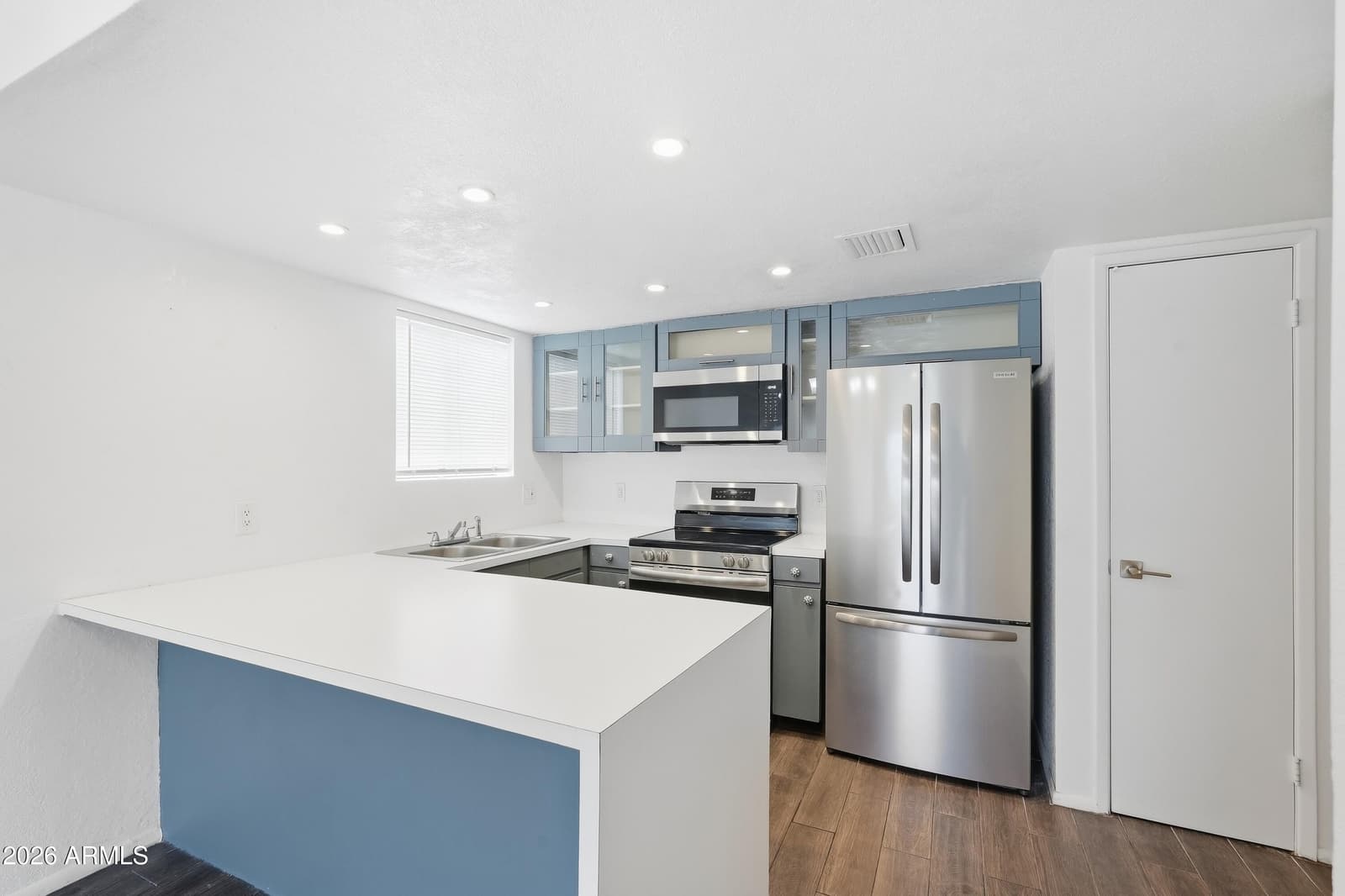 850 S River Drive 1111, Tempe, AZ 85281 — photo 2 of 29