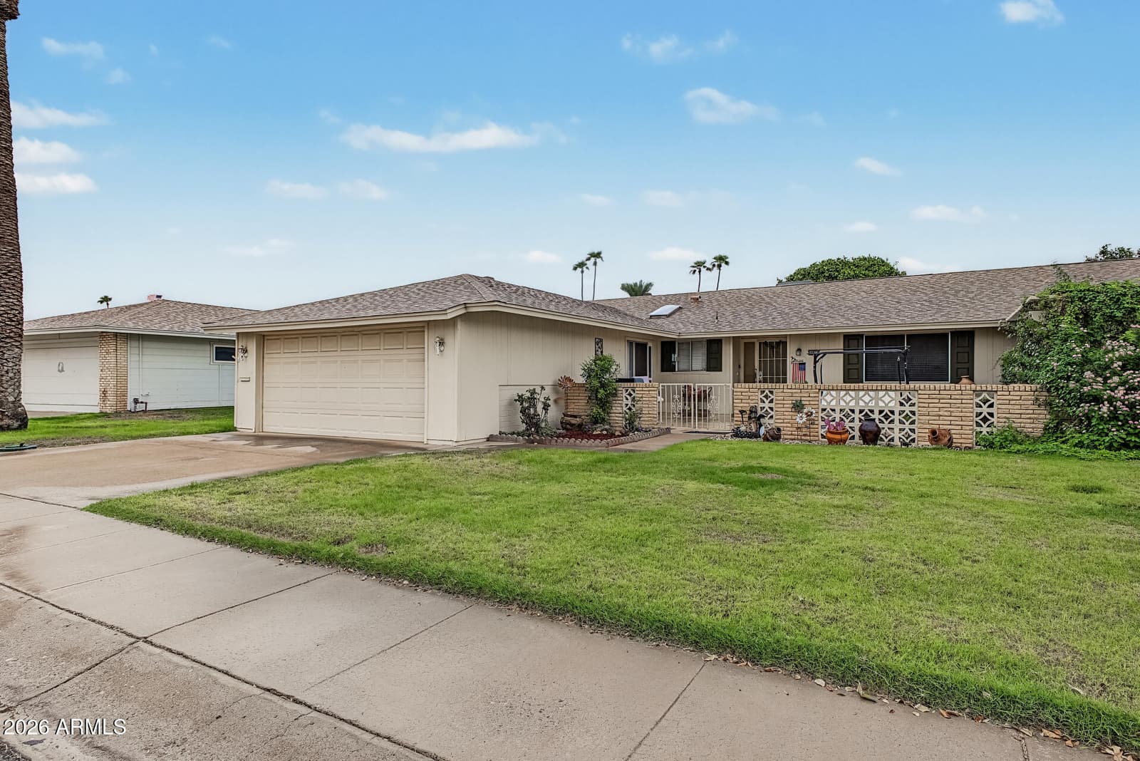10208 W Kingswood Circle, Sun City, AZ 85351 — photo 3 of 41