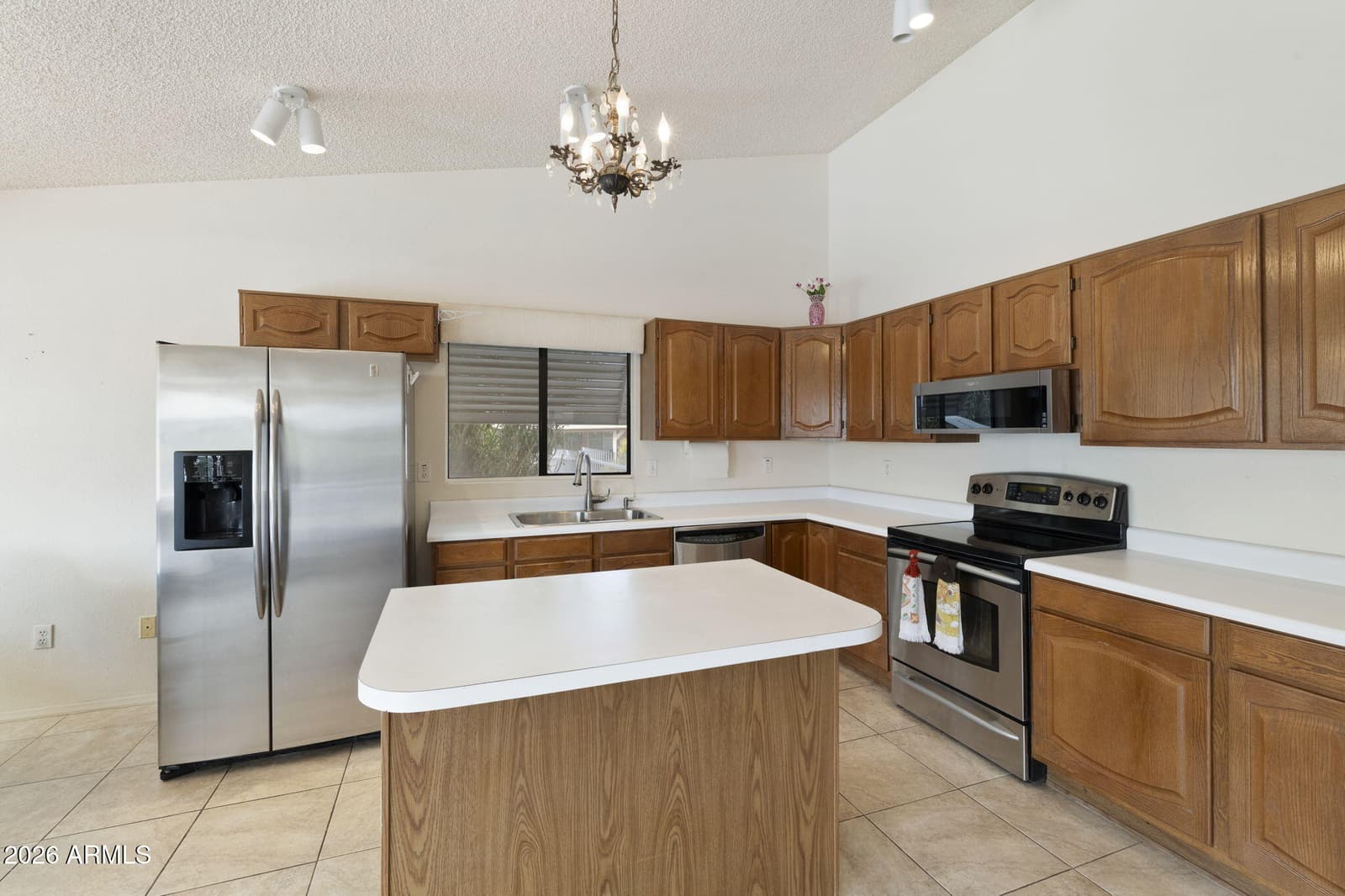 8161 E Ebola Avenue, Mesa, AZ 85208 — photo 4 of 40