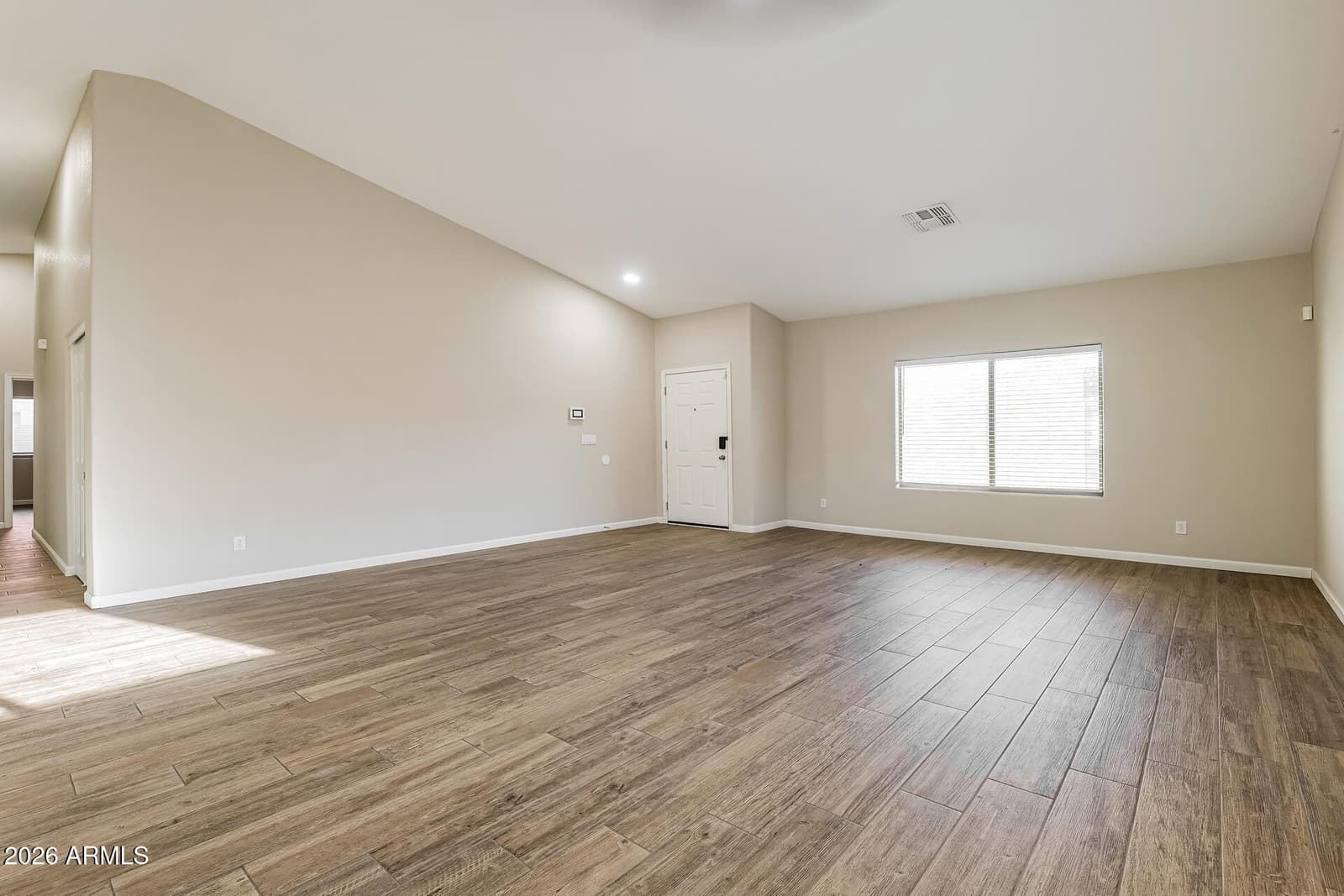 667 E Santa Fe Street, Casa Grande, AZ 85122 — photo 4 of 21