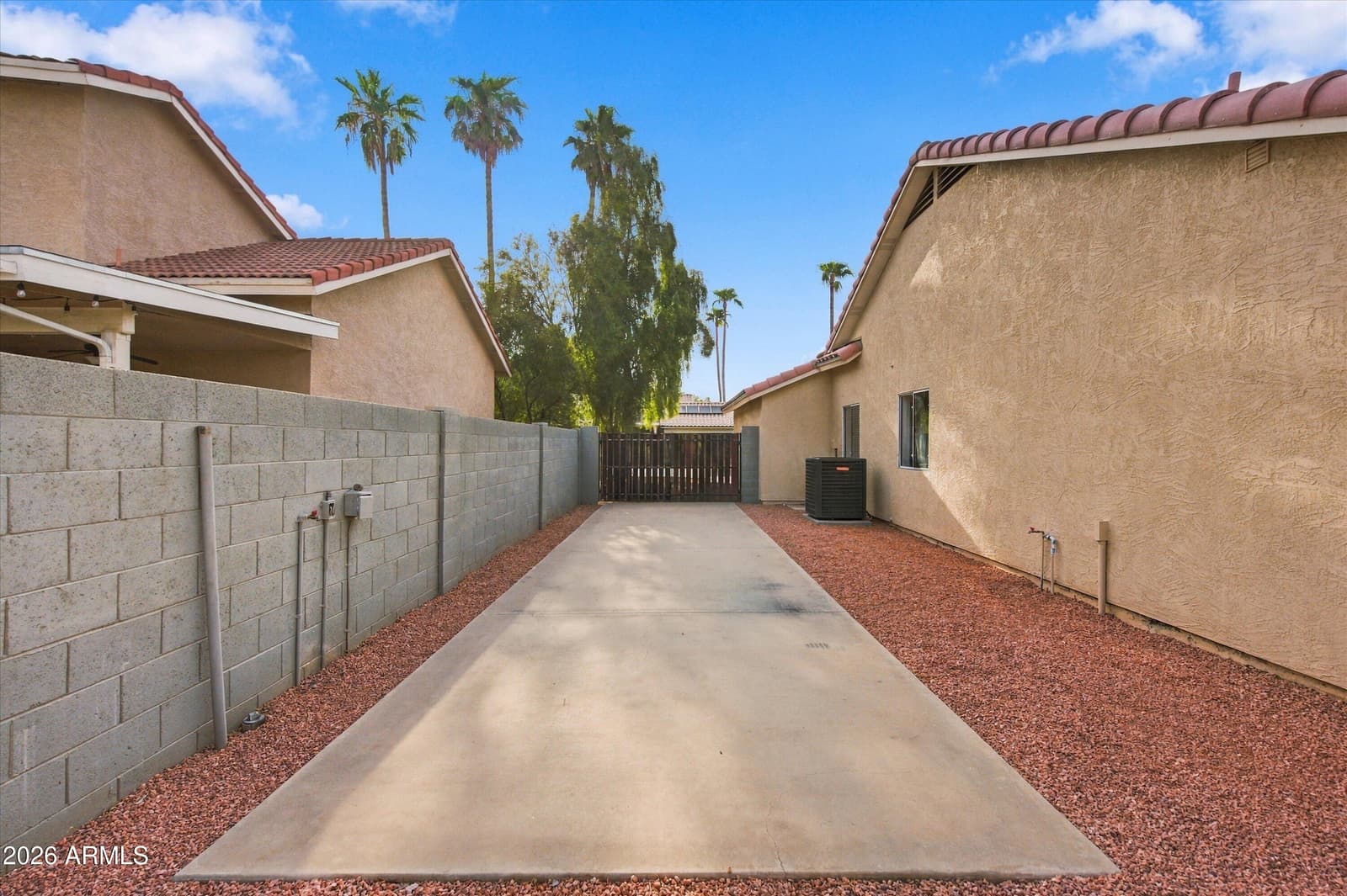 2131 N Almond, Mesa, AZ 85213 — photo 8 of 54