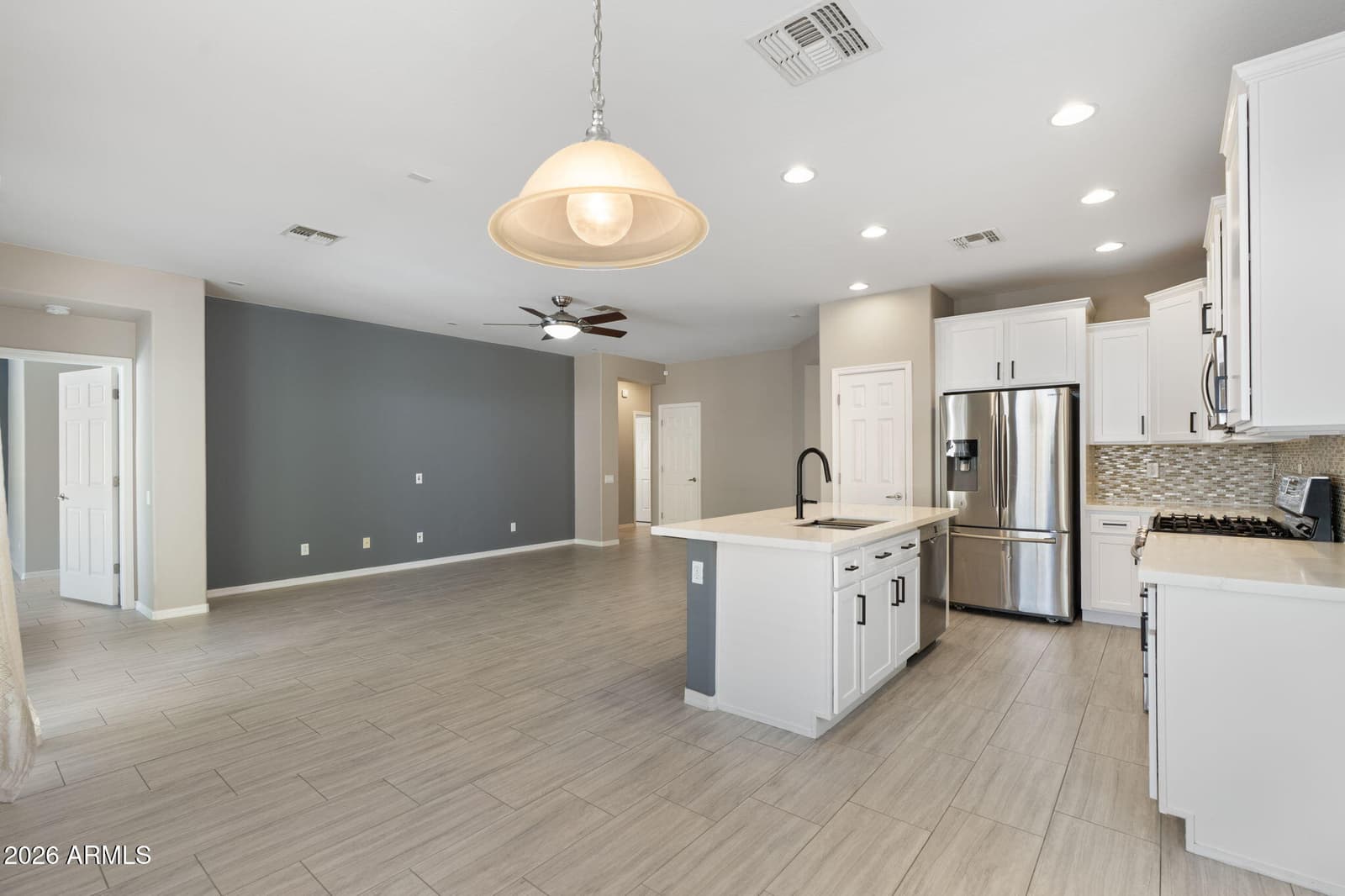 5218 W Buckskin Trail, Phoenix, AZ 85083 — photo 9 of 39