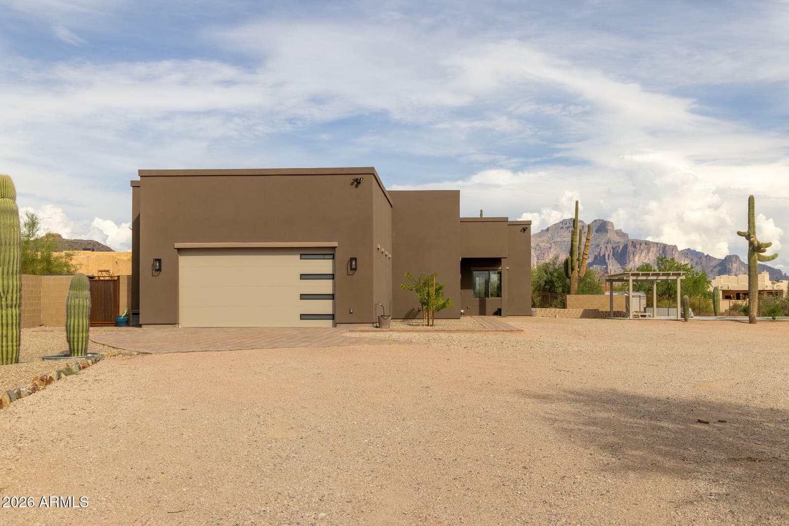 4921 N Wolverine Pass Road, Apache Junction, AZ 85119 — photo 13 of 72