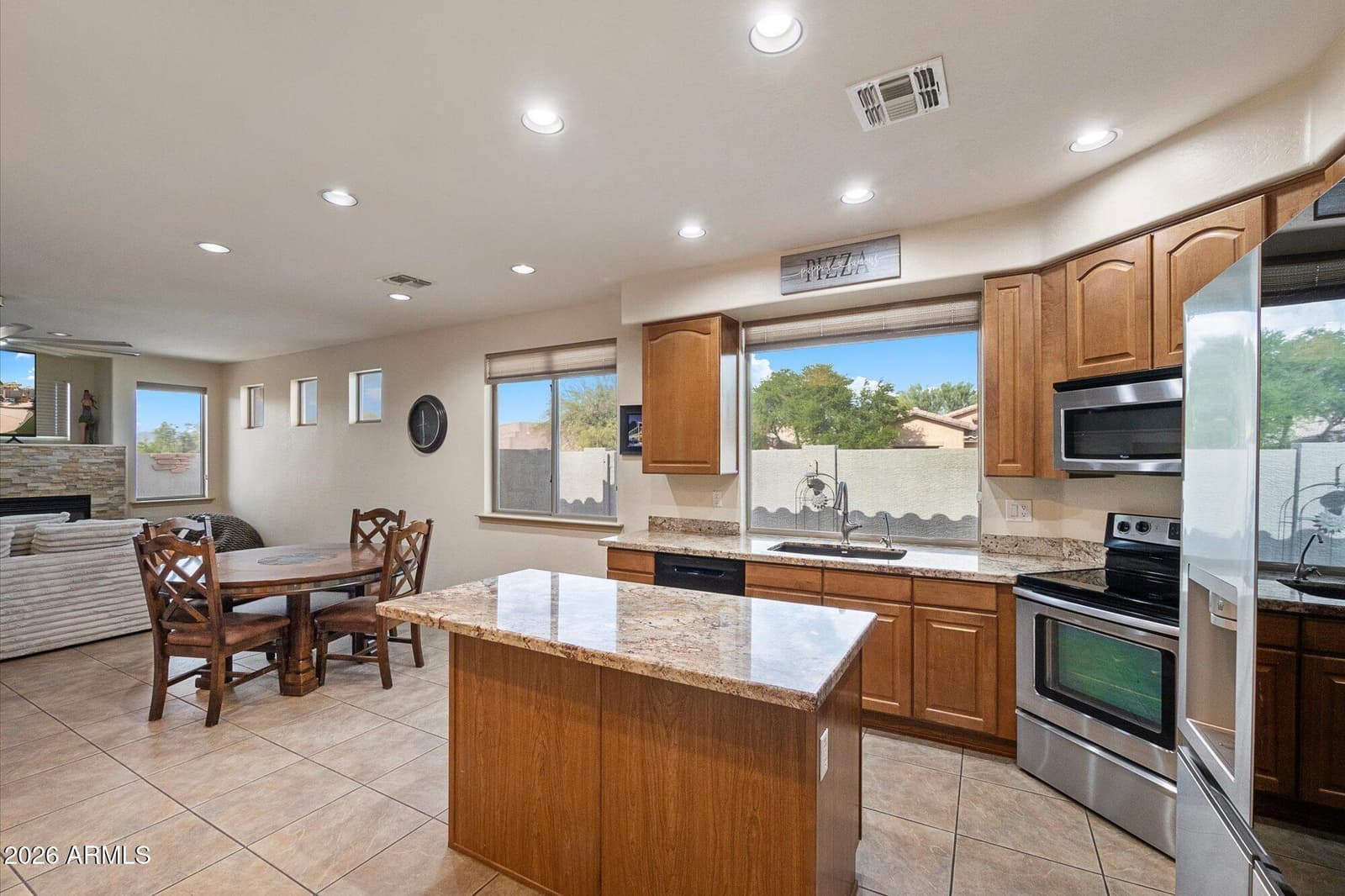 18426 W Western Star Boulevard, Goodyear, AZ 85338 — photo 8 of 25