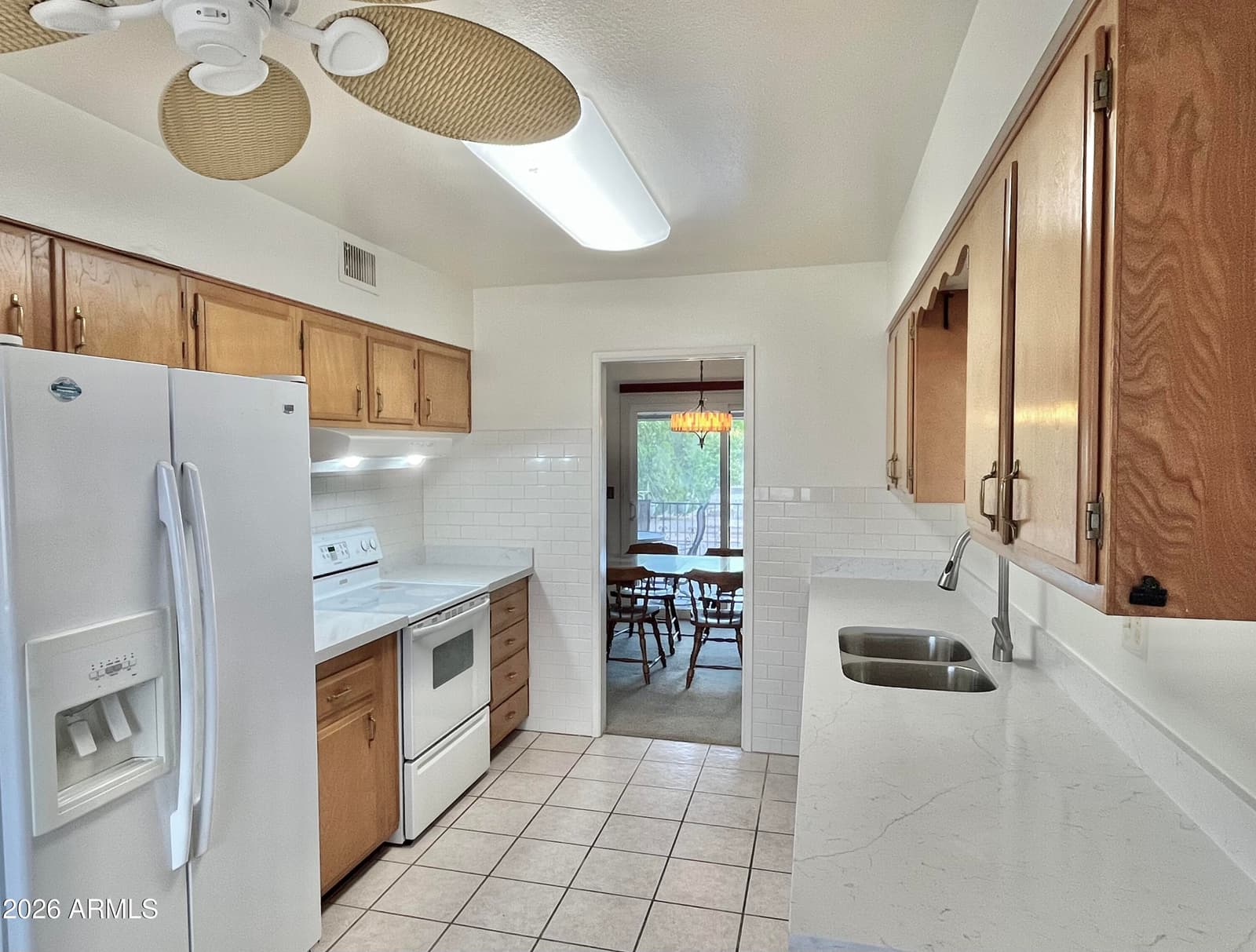 10527 W Prairie Hills Circle, Sun City, AZ 85351 — photo 4 of 29