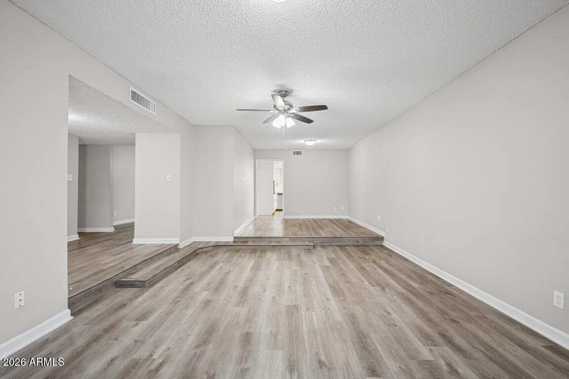 8334 N 57th Drive, Glendale, AZ 85302 — photo 8 of 53