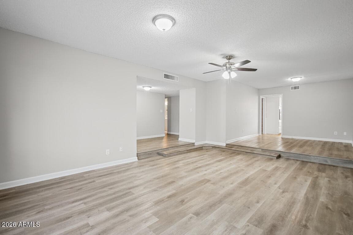 8334 N 57th Drive, Glendale, AZ 85302 — photo 9 of 53