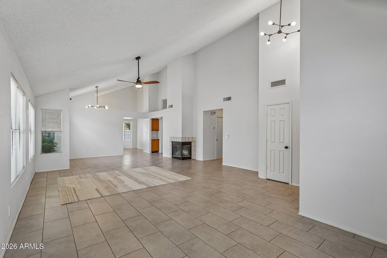 3219 E Wildwood Drive, Phoenix, AZ 85048 — photo 4 of 42