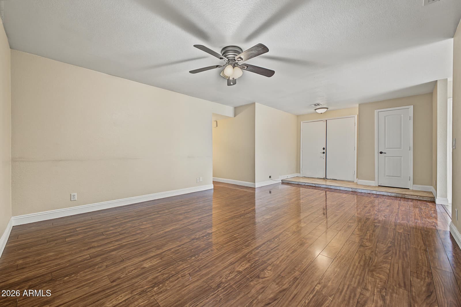 1040 S Vineyard, Mesa, AZ 85210 — photo 8 of 35