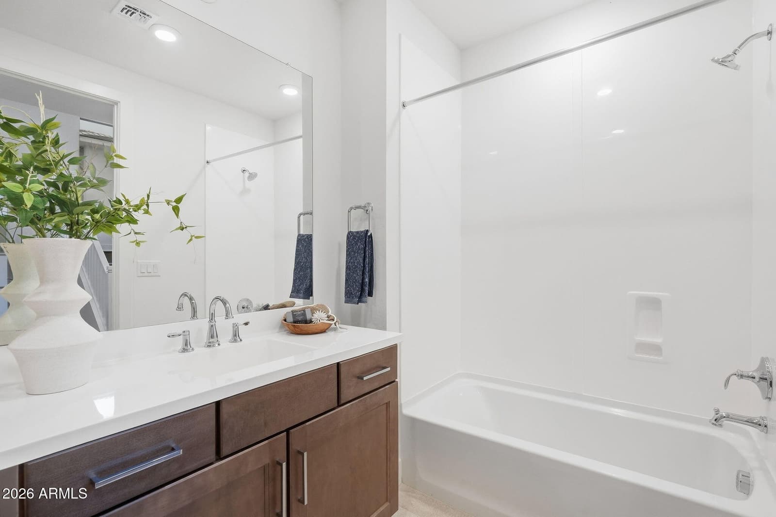 2121 W Sonoran Desert Drive 126, Phoenix, AZ 85085 — photo 26 of 50