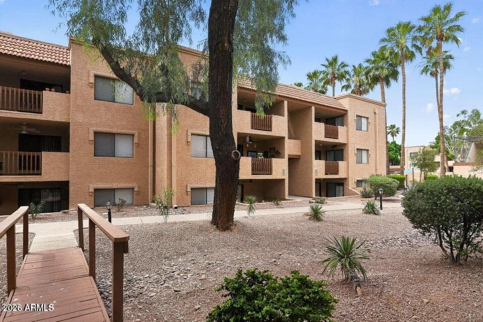 3031 N Civic Center Plz Plaza 230, Scottsdale, AZ 85251 — photo 4 of 29