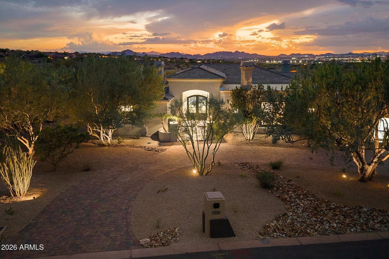 11429 E LE MARCHE Drive, Scottsdale, AZ 85255