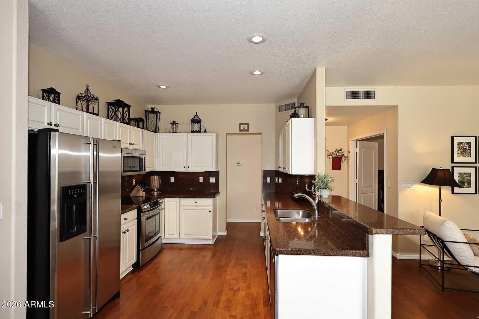 2811 E Brookwood Court, Phoenix, AZ 85048 — photo 11 of 52
