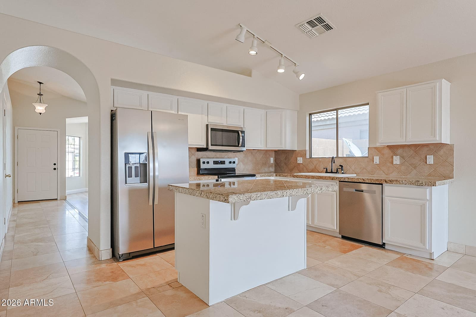 16211 W Caribbean Lane, Surprise, AZ 85379 — photo 5 of 31