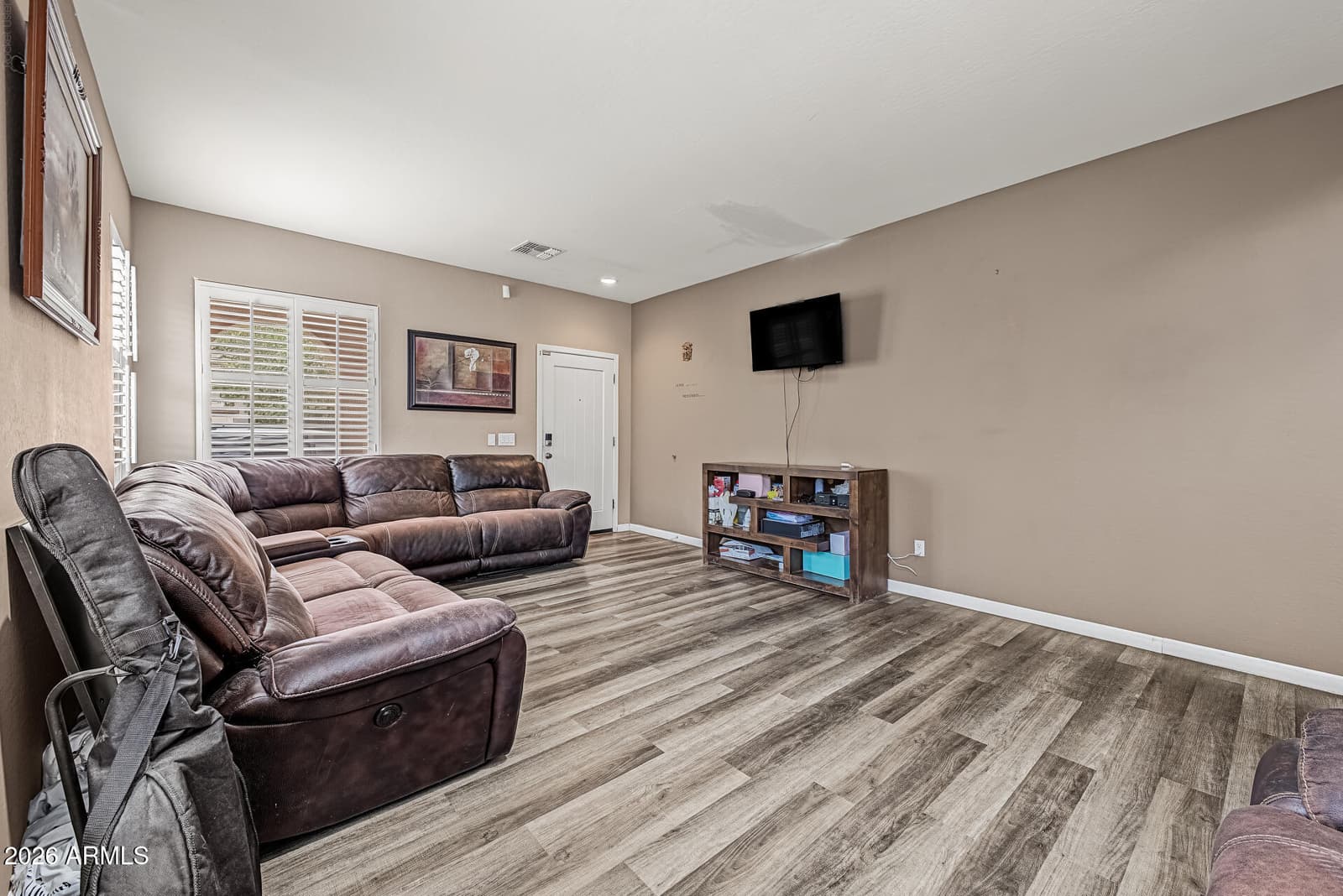 7417 W Florence Avenue, Phoenix, AZ 85043 — photo 8 of 37