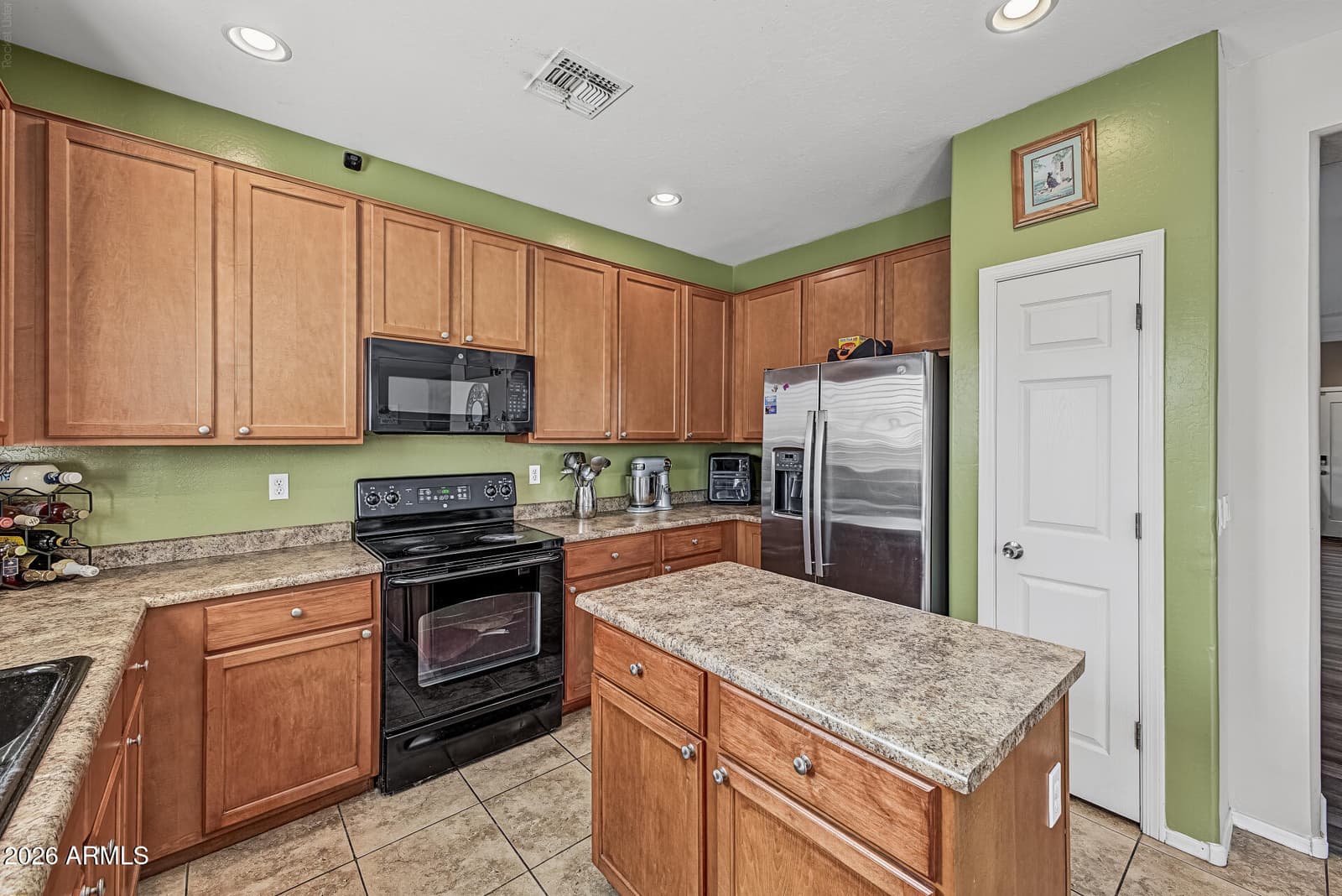 7417 W Florence Avenue, Phoenix, AZ 85043 — photo 15 of 37