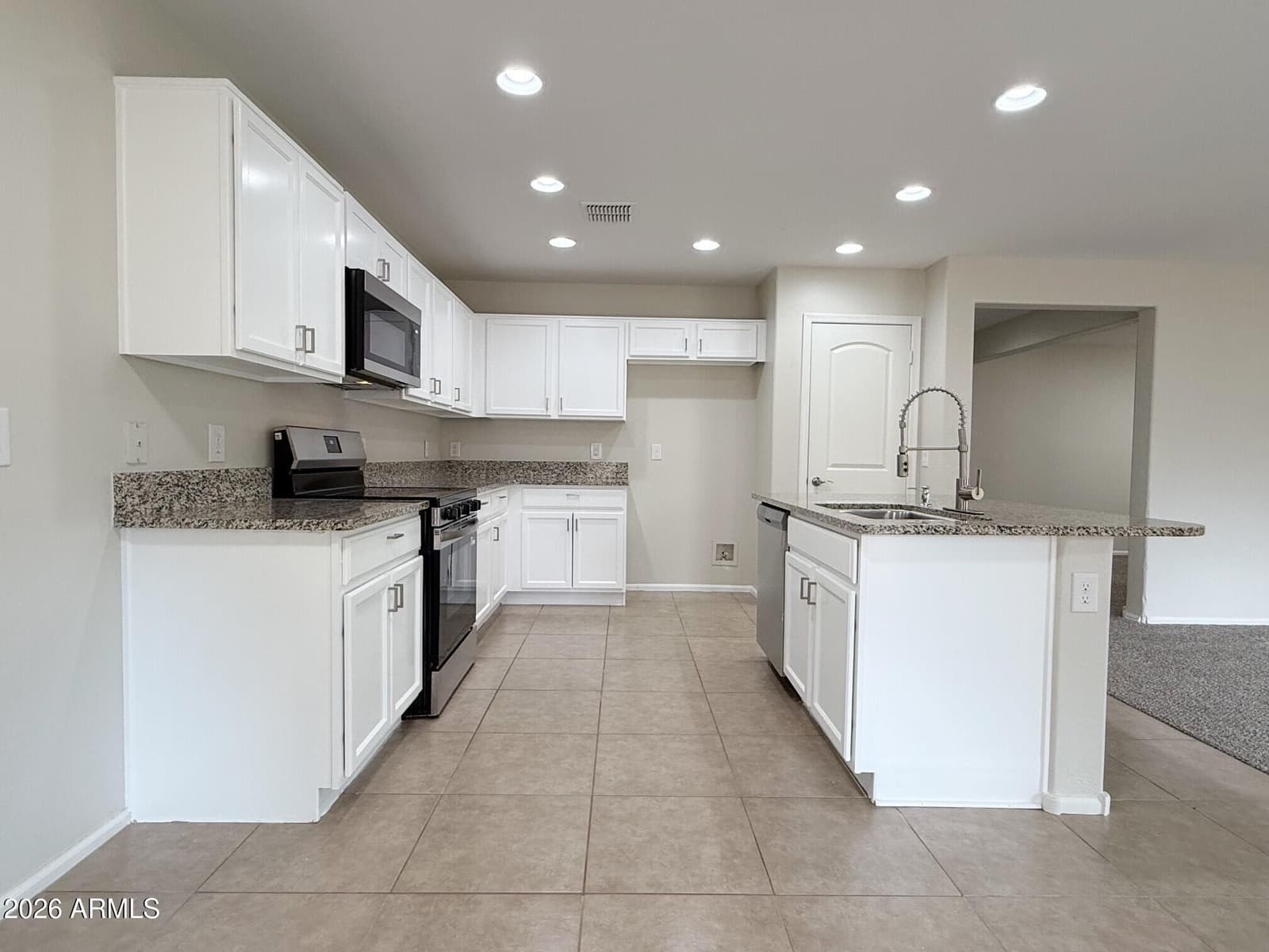 6051 E Sotol Drive, Florence, AZ 85132 — photo 10 of 35
