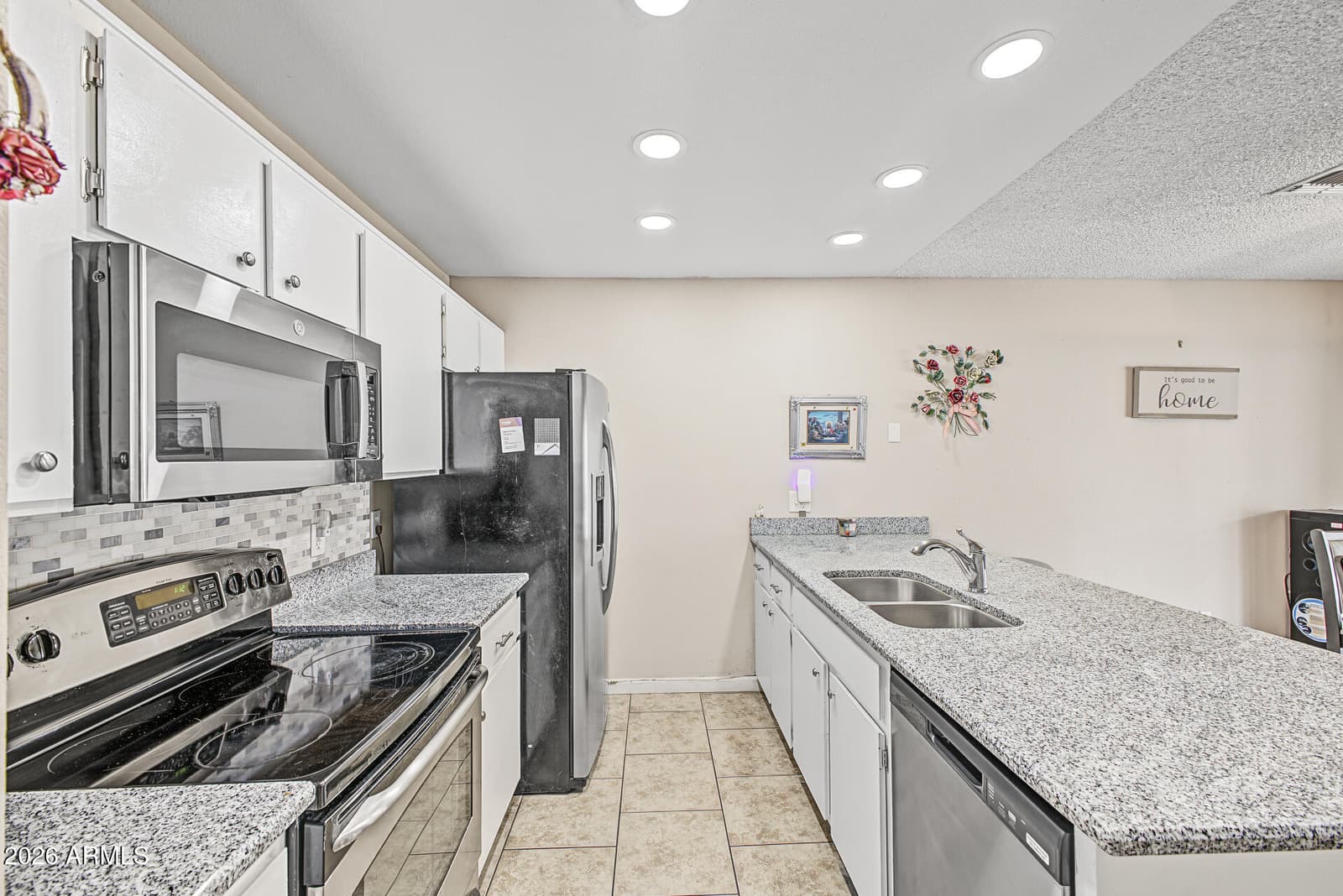 3214 W Mohawk Lane, Phoenix, AZ 85027 — photo 13 of 30