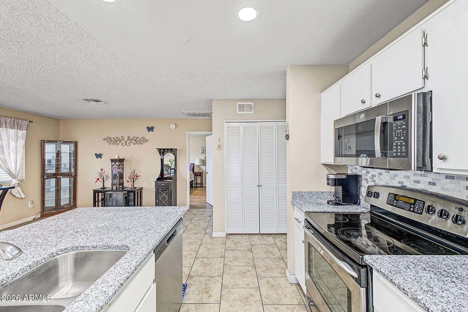 3214 W Mohawk Lane, Phoenix, AZ 85027 — photo 14 of 30