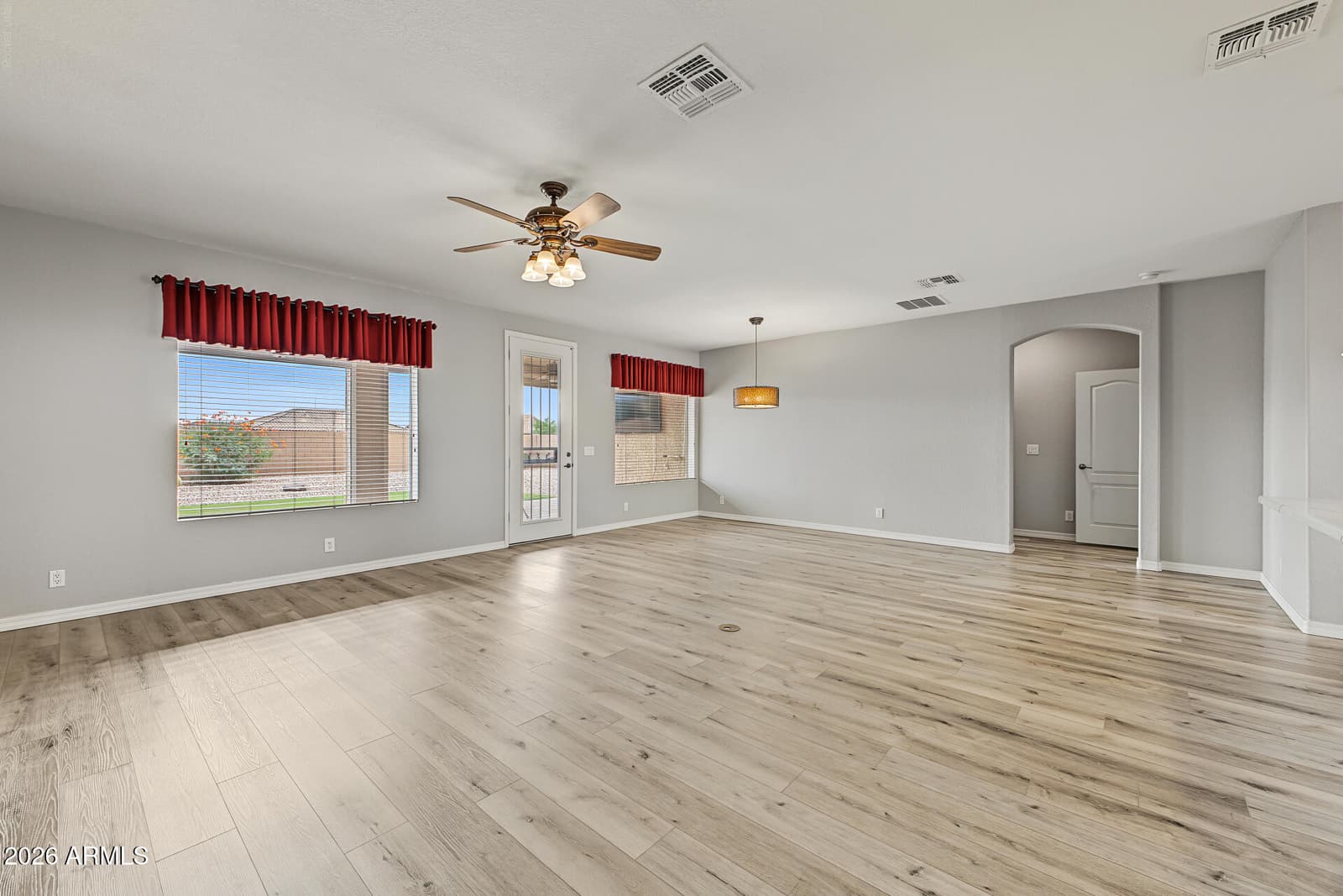 11439 E Nell Avenue, Mesa, AZ 85209 — photo 11 of 32