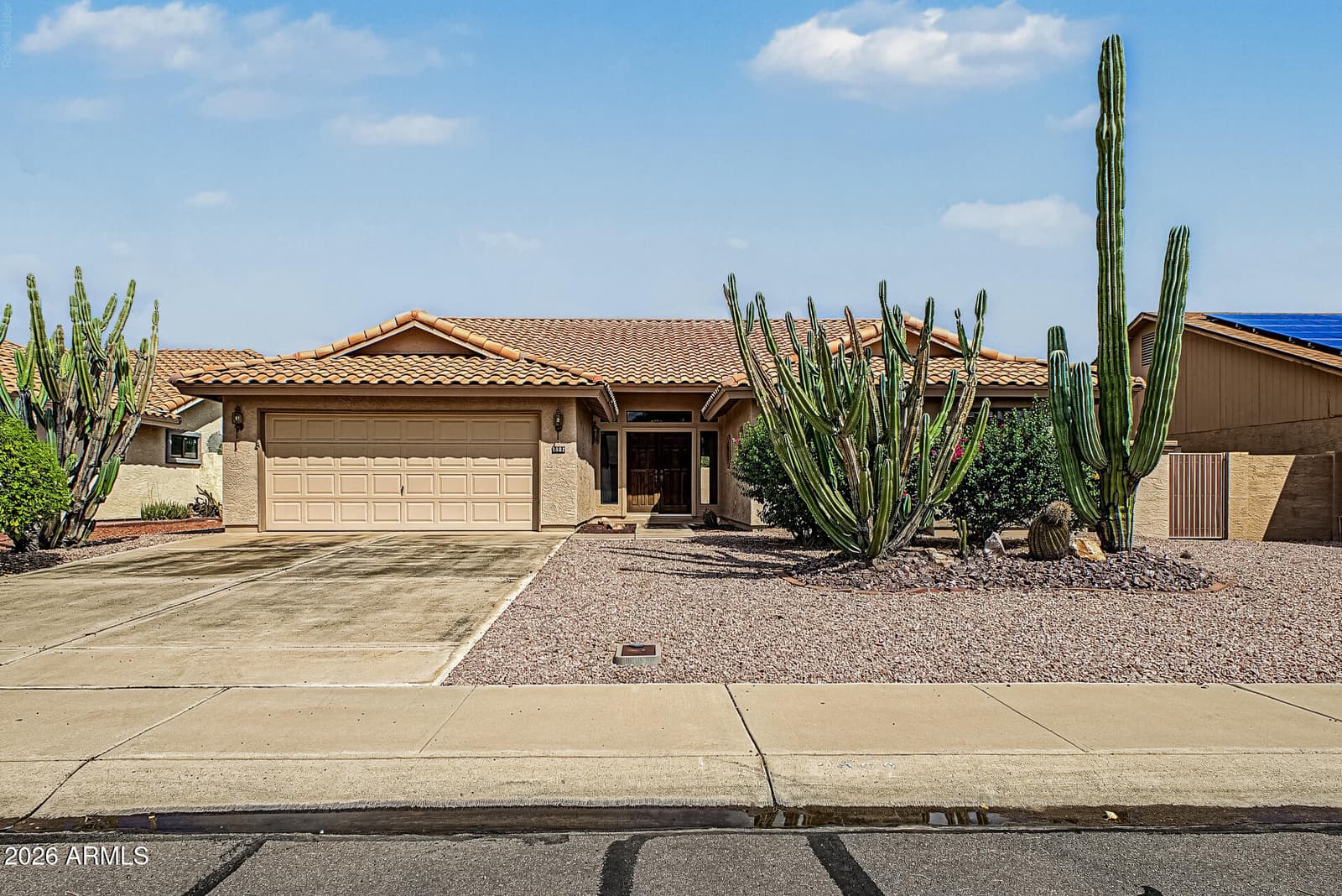 9802 W ROCKWOOD Drive, Peoria, AZ 85382