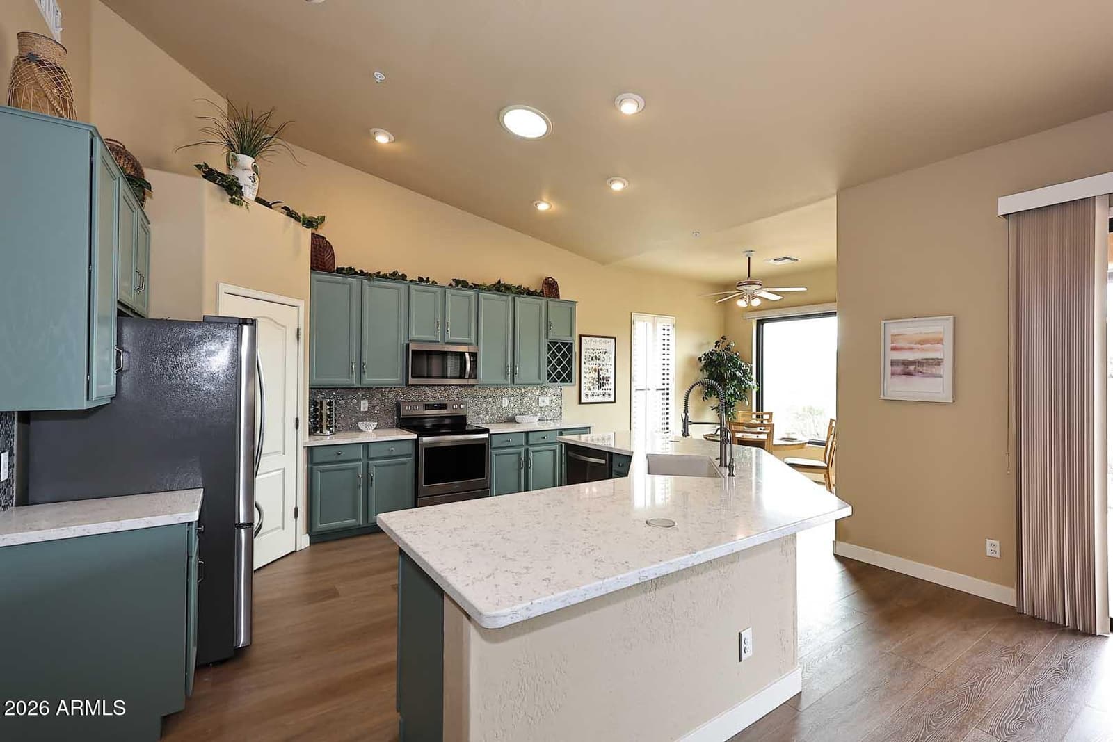 17307 E Via Del Oro Drive, Fountain Hills, AZ 85268 — photo 11 of 56