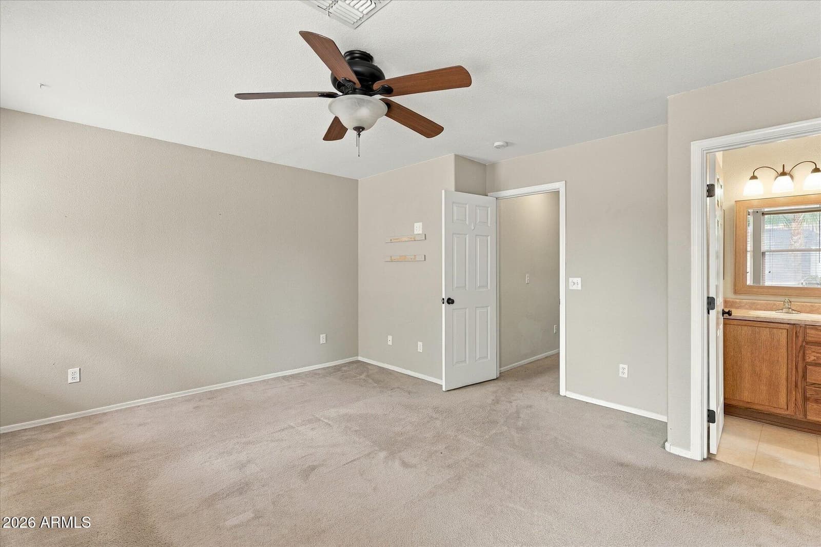 2891 W Silver Creek Lane, San Tan Valley, AZ 85144 — photo 16 of 33