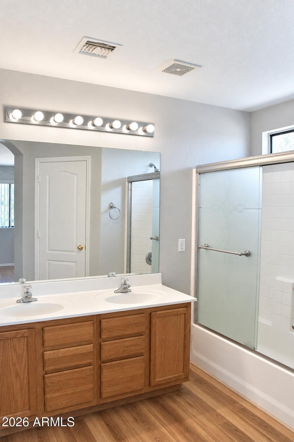6810 W Nicolet Avenue, Glendale, AZ 85303 — photo 4 of 11