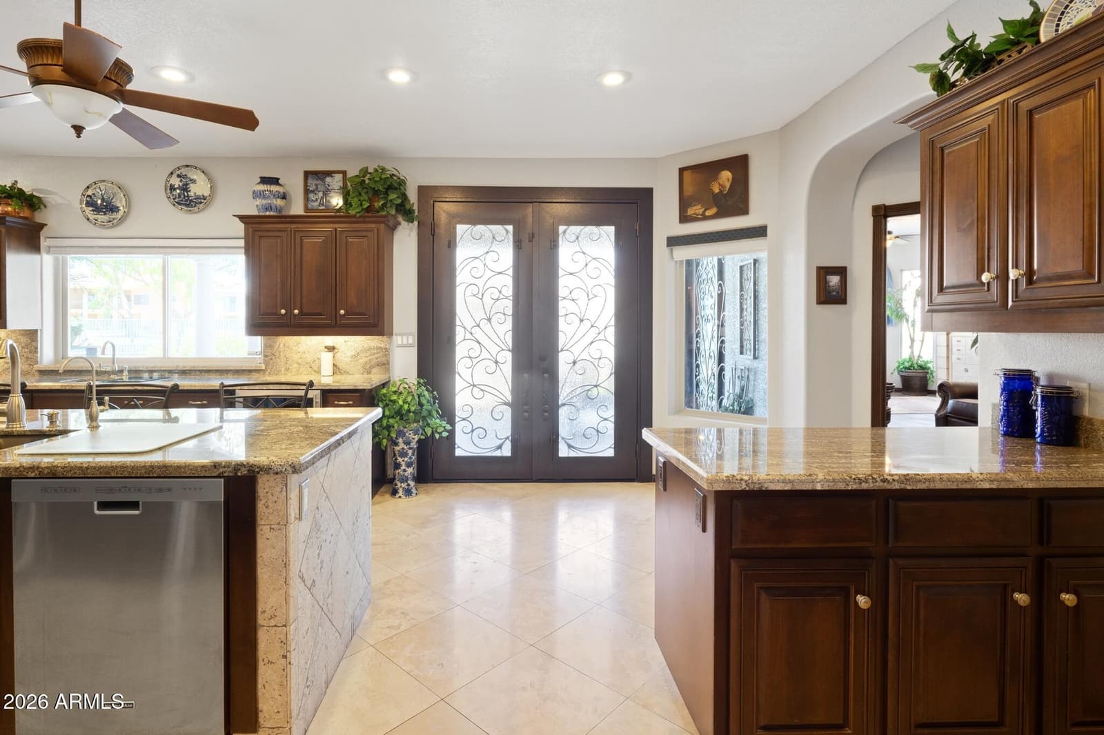 5866 W Del Lago Circle, Glendale, AZ 85308 — photo 11 of 98