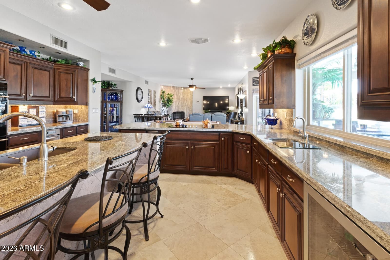 5866 W Del Lago Circle, Glendale, AZ 85308 — photo 12 of 98