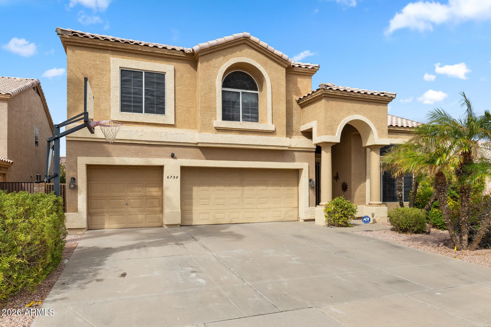 6738 W Wahalla Lane, Glendale, AZ 85308 — photo 3 of 65