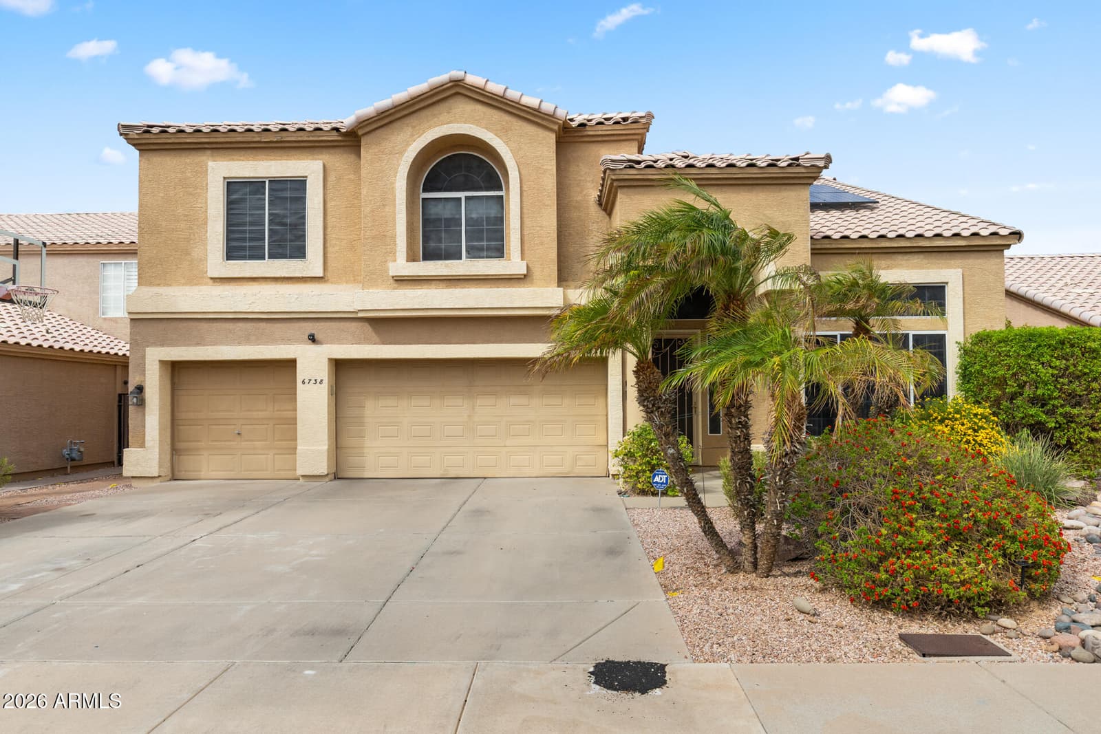 6738 W Wahalla Lane, Glendale, AZ 85308 — photo 5 of 65