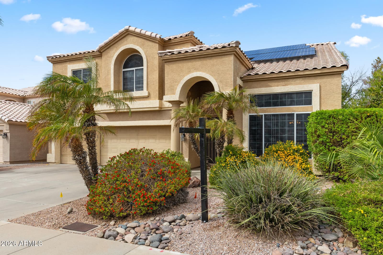 6738 W Wahalla Lane, Glendale, AZ 85308 — photo 6 of 65