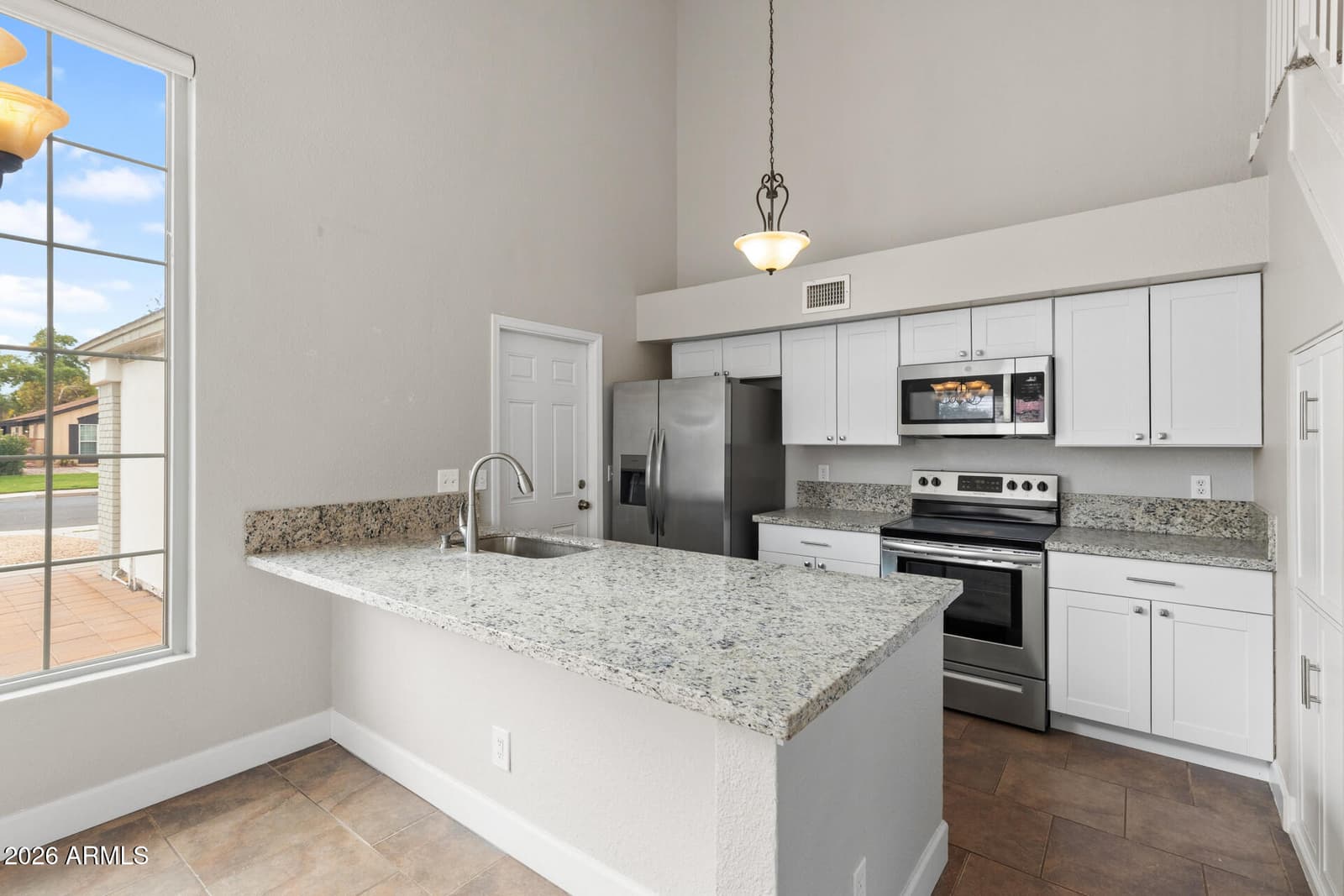 854 E Manor Drive, Chandler, AZ 85225 — photo 12 of 54