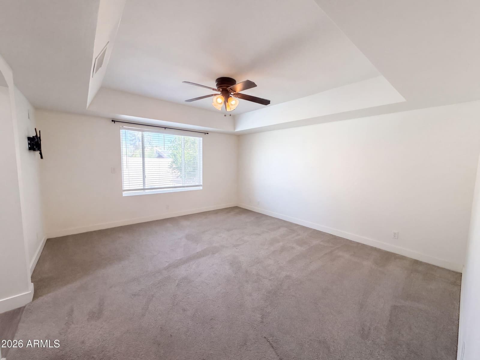 200 E Barbarita Avenue, Gilbert, AZ 85234 — photo 4 of 39