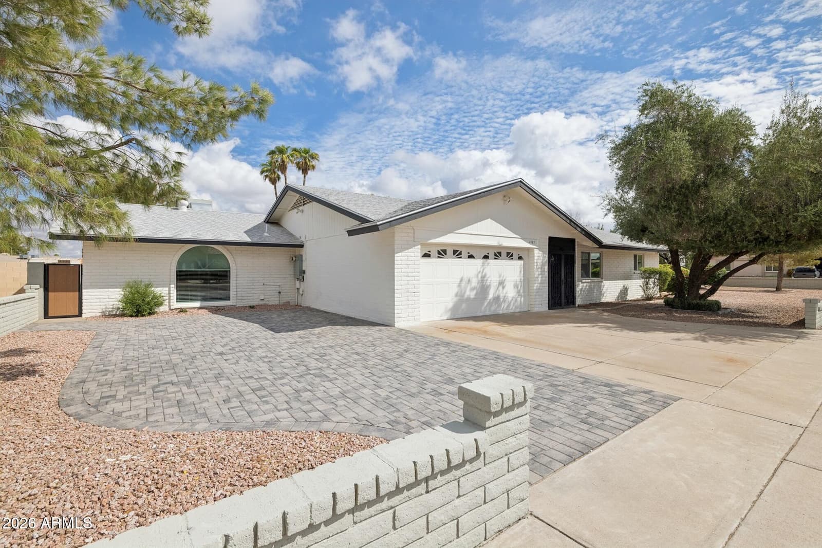 4902 W Monte Cristo Avenue, Glendale, AZ 85306 — photo 2 of 47