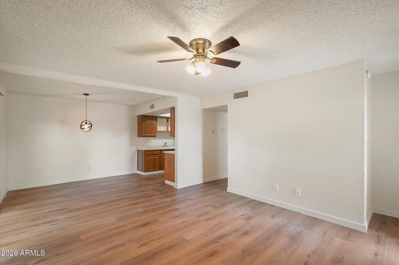 3810 N Maryvale Parkway Apt 1099, Phoenix, AZ 85031 — photo 3 of 21