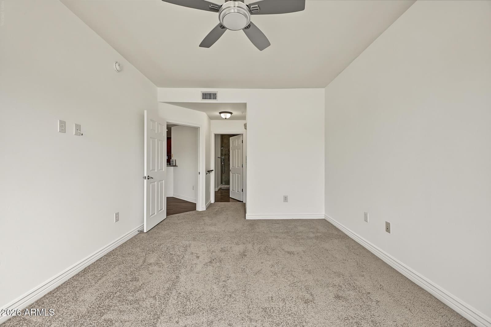 5450 E Deer Valley Drive 3010, Phoenix, AZ 85054 — photo 15 of 60