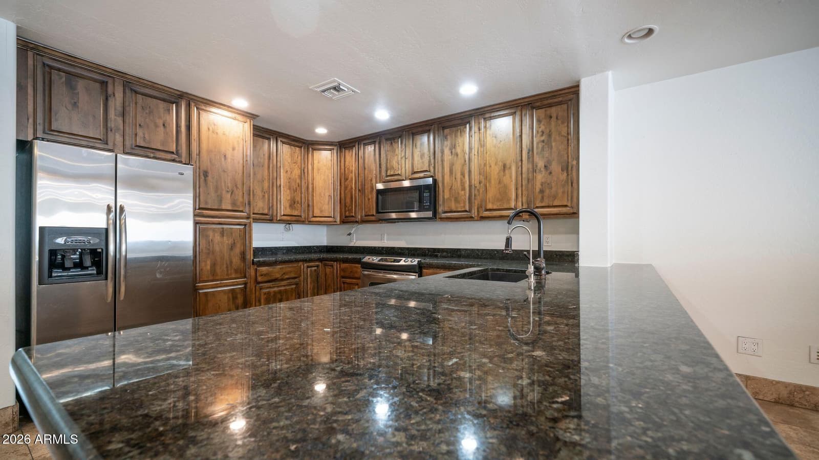 2526 E Isabella Avenue, Mesa, AZ 85204 — photo 8 of 25
