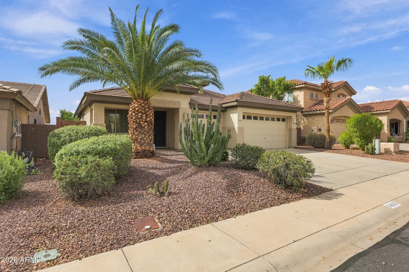 14633 W St Moritz Lane, Surprise, AZ 85379 — photo 3 of 46