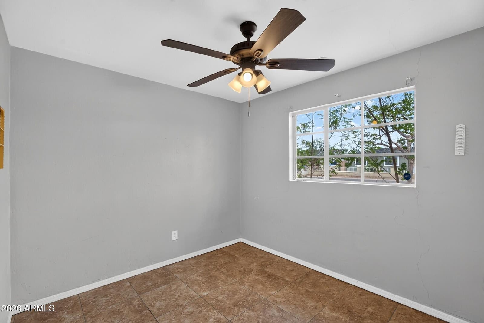 1032 N 27th Drive, Phoenix, AZ 85009 — photo 9 of 20