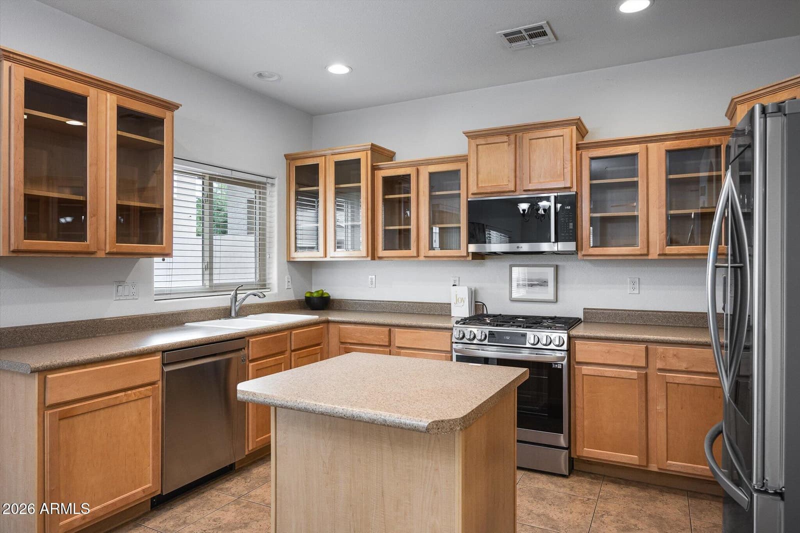 2903 S Nielson Street, Gilbert, AZ 85295 — photo 9 of 32