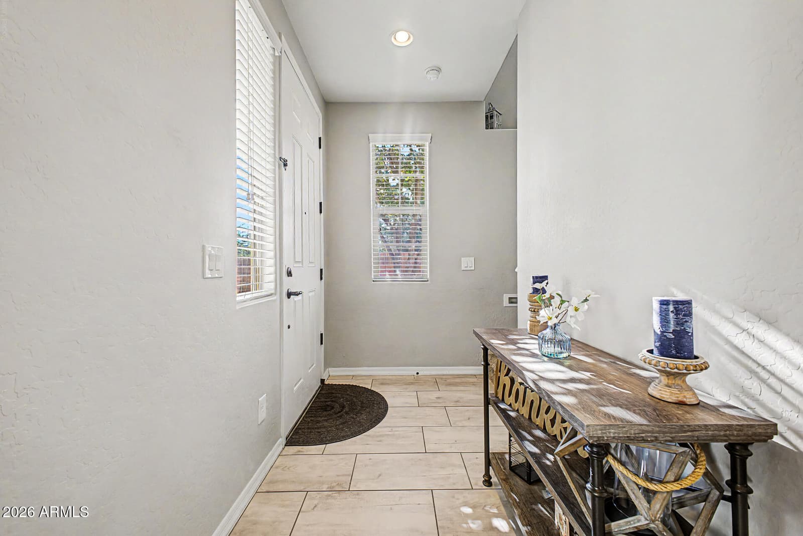 2214 S Annie Lane, Gilbert, AZ 85295 — photo 10 of 36