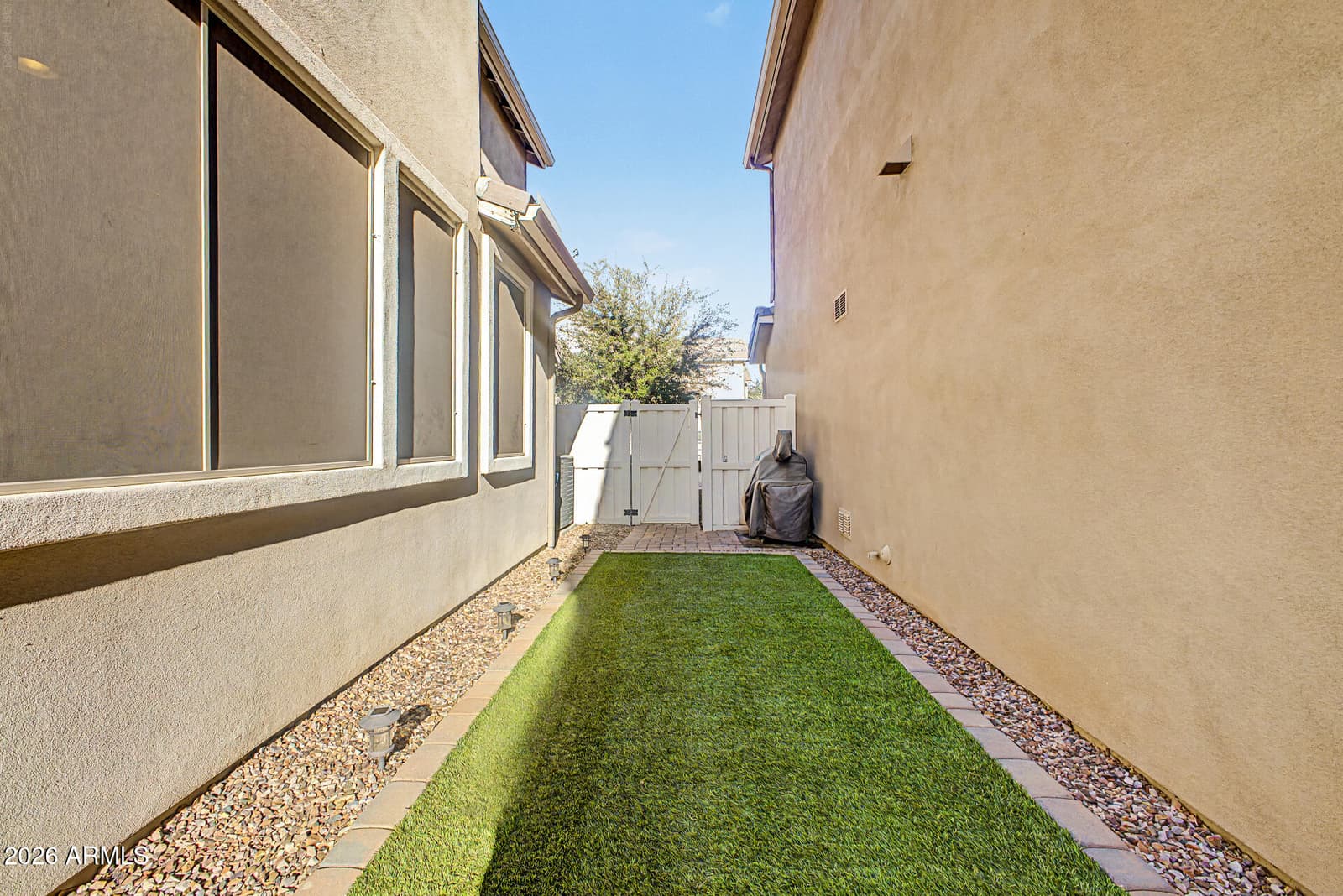 2214 S Annie Lane, Gilbert, AZ 85295 — photo 12 of 36